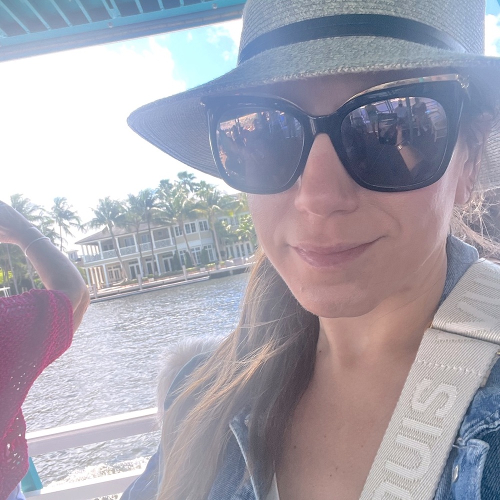 Meet your Posher, Karina